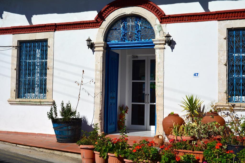 Elyssia Hotel Pedhoulas Exterior photo